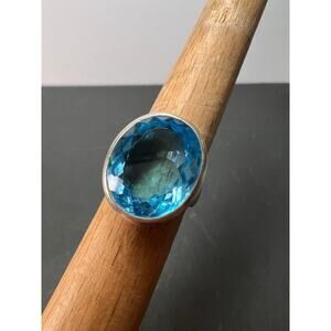 NEW Swiss blue topaz sterling silver ring size 8/ 12.92 grams